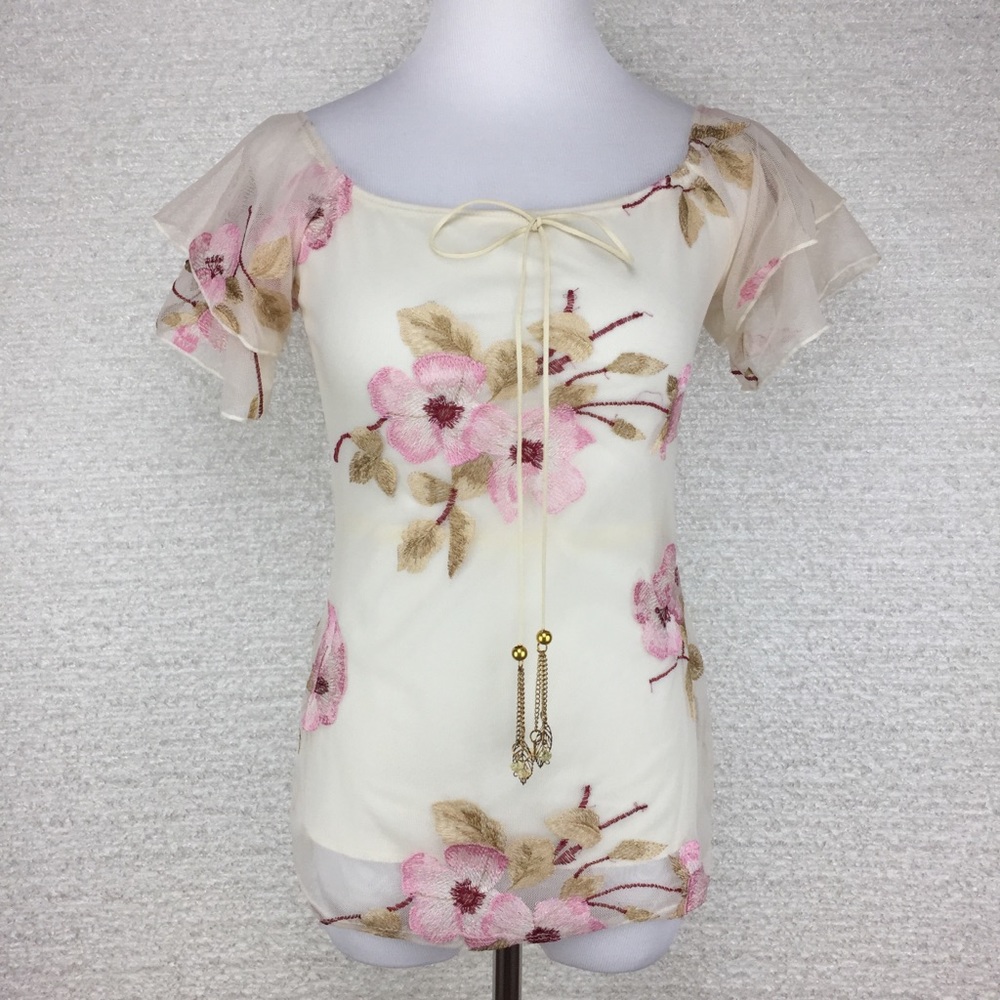 Papaya pink/cream flower blouse. Small.